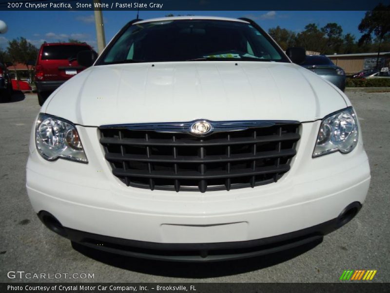 Stone White / Pastel Slate Gray 2007 Chrysler Pacifica