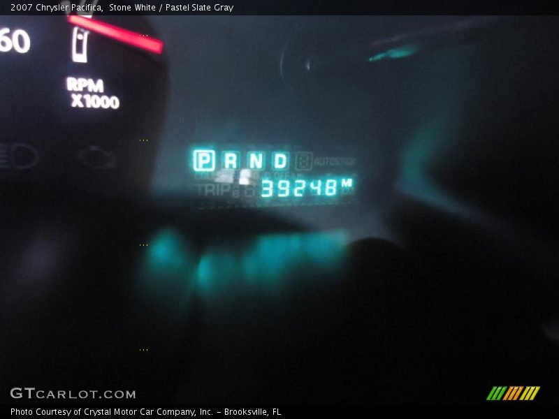 Stone White / Pastel Slate Gray 2007 Chrysler Pacifica