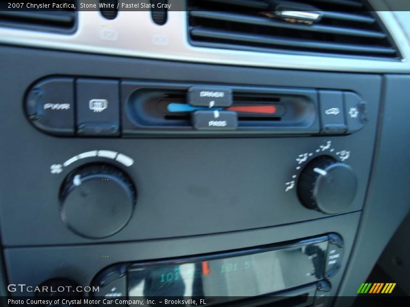 Stone White / Pastel Slate Gray 2007 Chrysler Pacifica