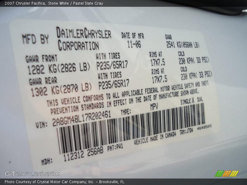 Stone White / Pastel Slate Gray 2007 Chrysler Pacifica