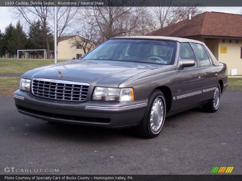 Moonstone / Neutral Shale 1999 Cadillac DeVille Sedan