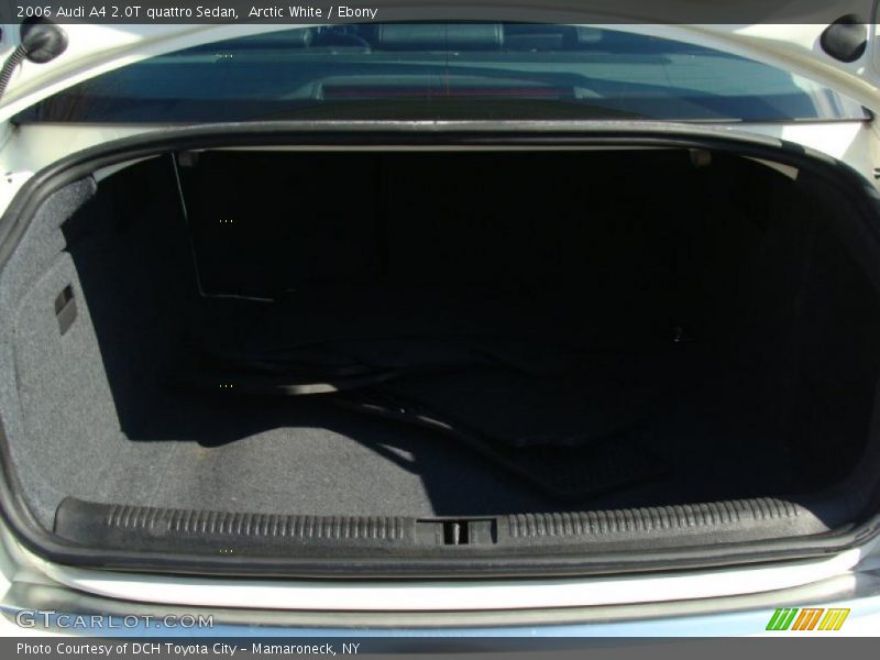 Arctic White / Ebony 2006 Audi A4 2.0T quattro Sedan