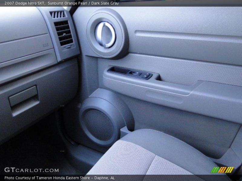 Sunburst Orange Pearl / Dark Slate Gray 2007 Dodge Nitro SXT