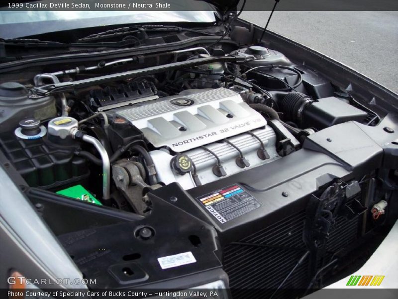 Moonstone / Neutral Shale 1999 Cadillac DeVille Sedan
