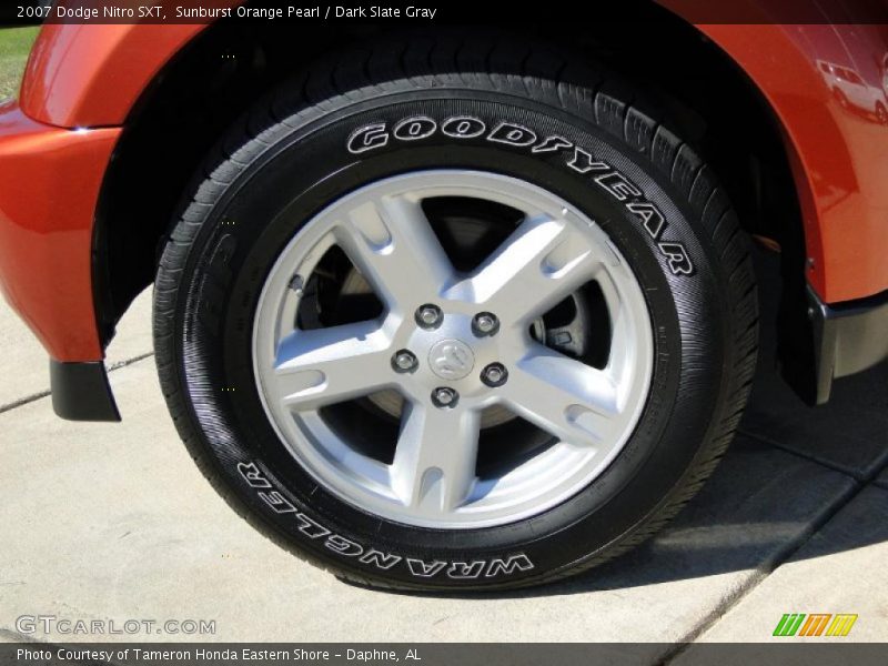 Sunburst Orange Pearl / Dark Slate Gray 2007 Dodge Nitro SXT