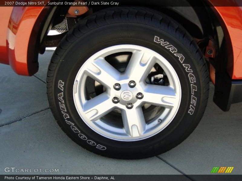 Sunburst Orange Pearl / Dark Slate Gray 2007 Dodge Nitro SXT
