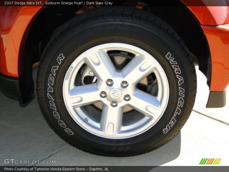 Sunburst Orange Pearl / Dark Slate Gray 2007 Dodge Nitro SXT
