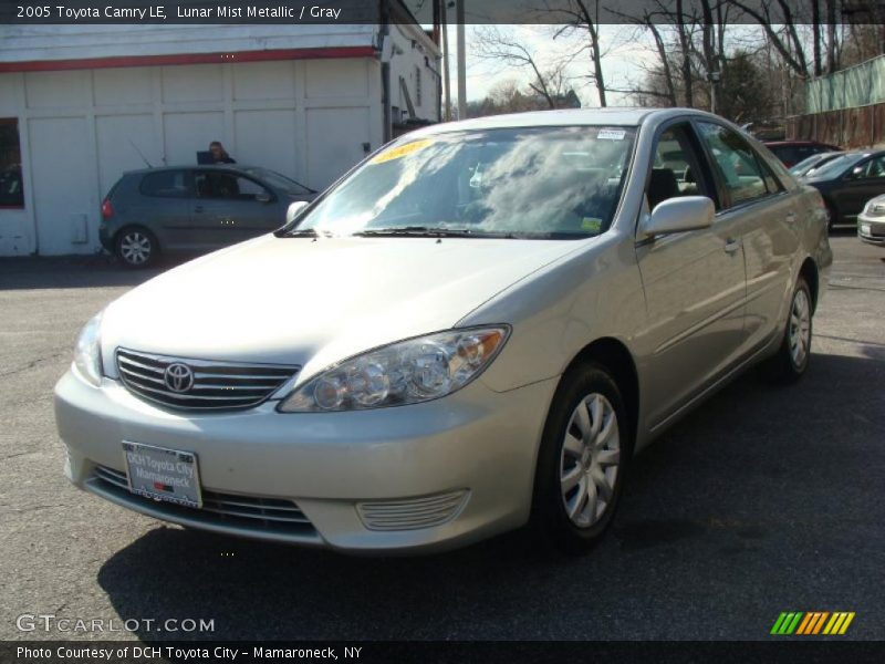 Lunar Mist Metallic / Gray 2005 Toyota Camry LE