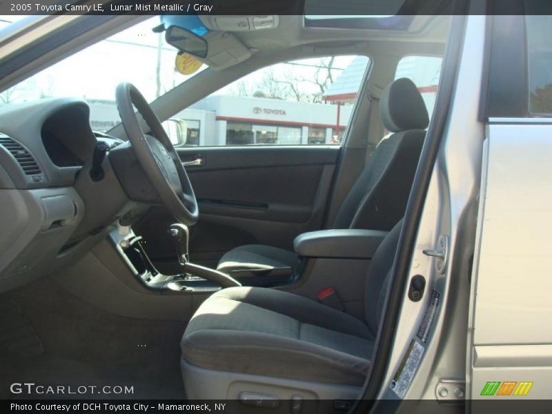 Lunar Mist Metallic / Gray 2005 Toyota Camry LE