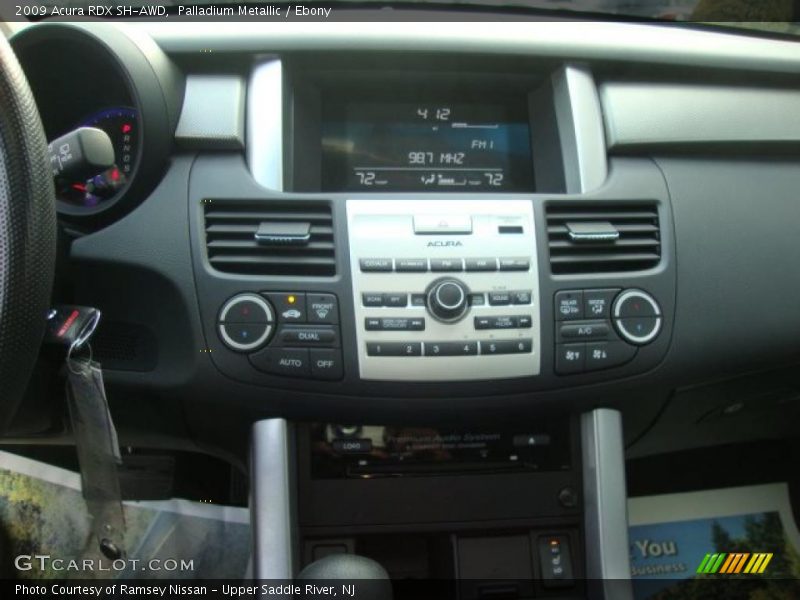 Controls of 2009 RDX SH-AWD