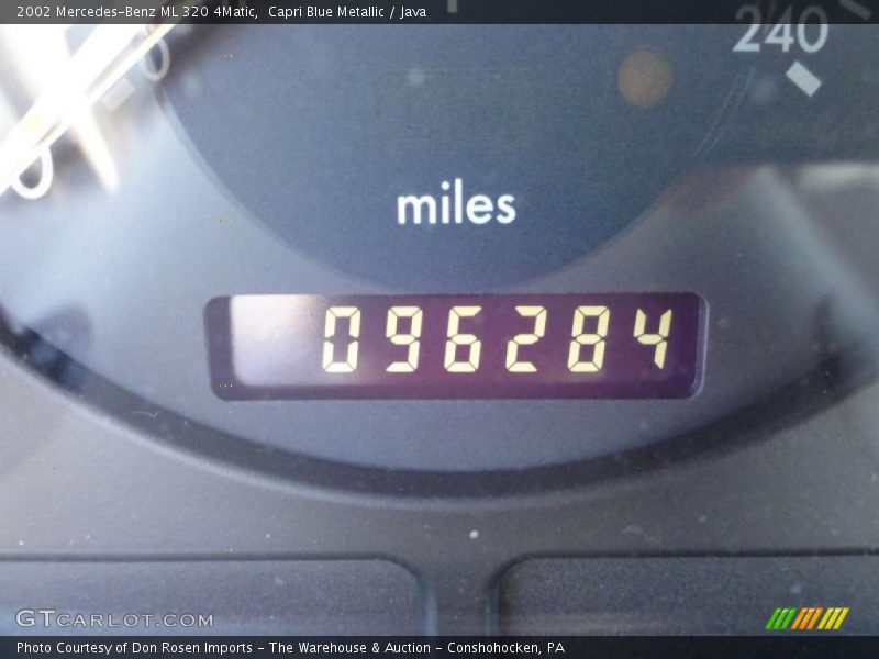 Capri Blue Metallic / Java 2002 Mercedes-Benz ML 320 4Matic