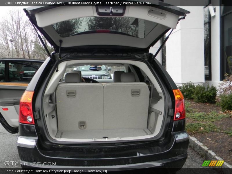  2008 Pacifica Limited AWD Trunk