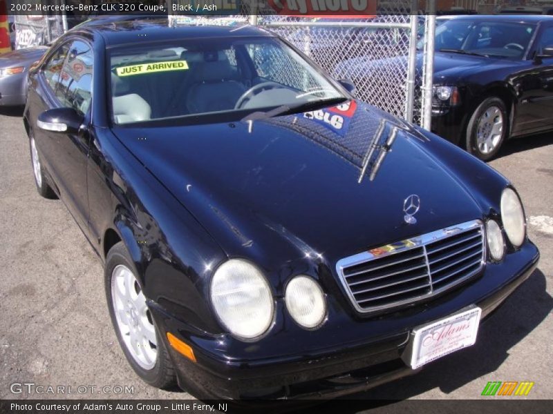 Black / Ash 2002 Mercedes-Benz CLK 320 Coupe