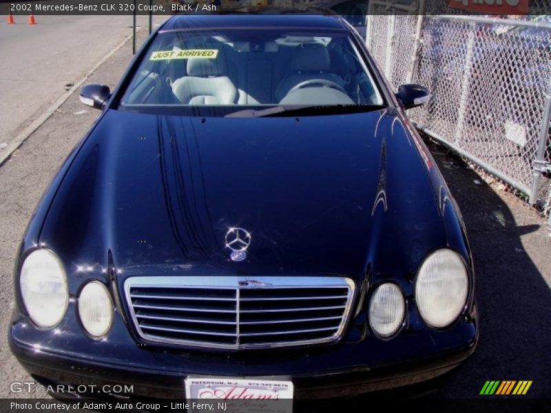 Black / Ash 2002 Mercedes-Benz CLK 320 Coupe