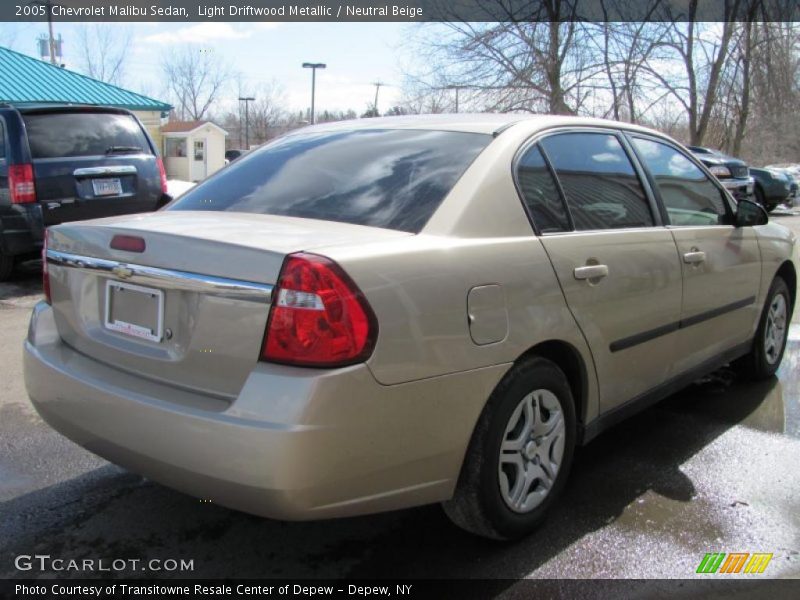 Light Driftwood Metallic / Neutral Beige 2005 Chevrolet Malibu Sedan