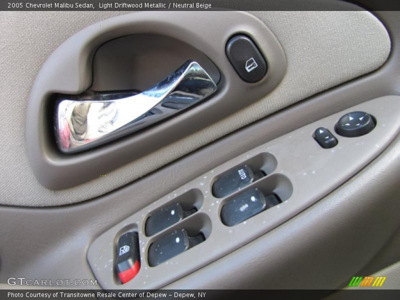 Light Driftwood Metallic / Neutral Beige 2005 Chevrolet Malibu Sedan