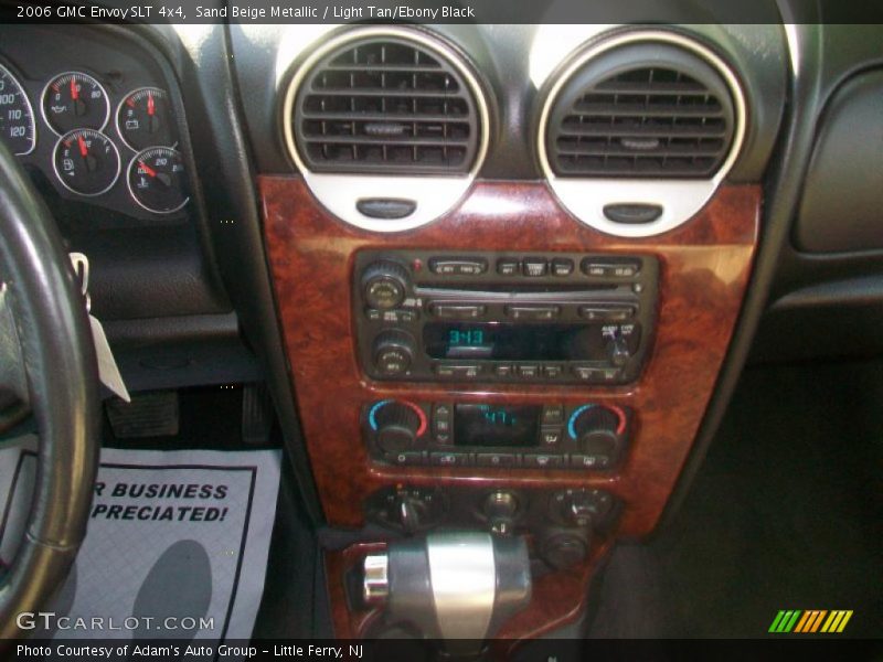 Sand Beige Metallic / Light Tan/Ebony Black 2006 GMC Envoy SLT 4x4