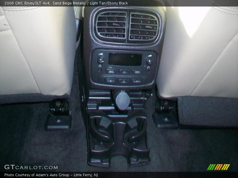 Sand Beige Metallic / Light Tan/Ebony Black 2006 GMC Envoy SLT 4x4