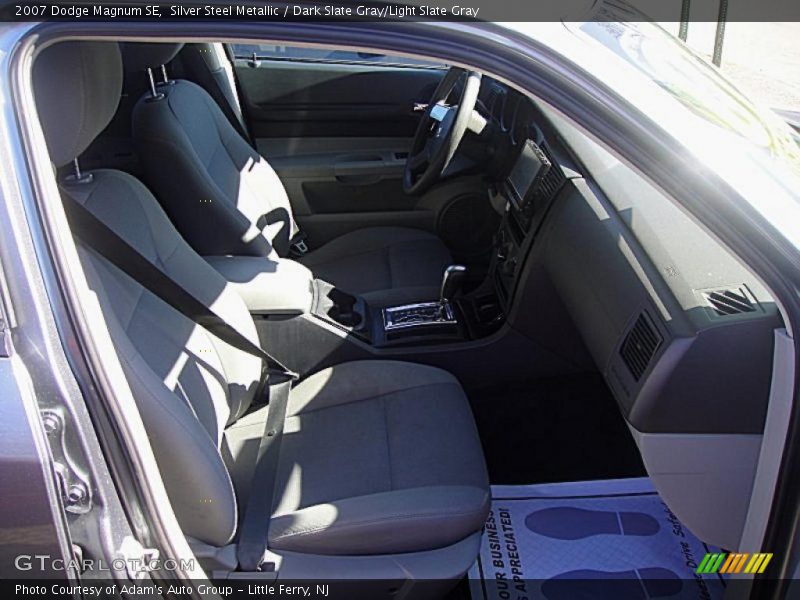 Silver Steel Metallic / Dark Slate Gray/Light Slate Gray 2007 Dodge Magnum SE