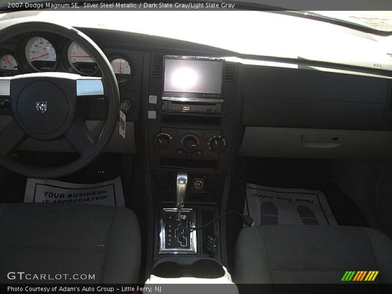Silver Steel Metallic / Dark Slate Gray/Light Slate Gray 2007 Dodge Magnum SE