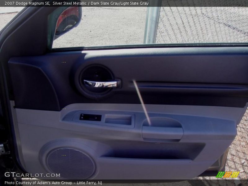 Silver Steel Metallic / Dark Slate Gray/Light Slate Gray 2007 Dodge Magnum SE