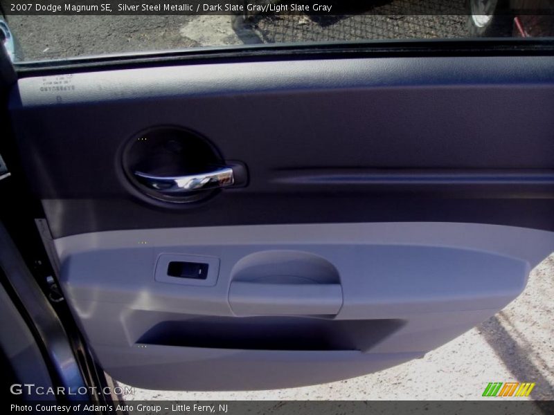 Silver Steel Metallic / Dark Slate Gray/Light Slate Gray 2007 Dodge Magnum SE