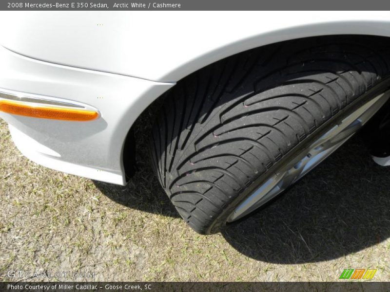 Arctic White / Cashmere 2008 Mercedes-Benz E 350 Sedan