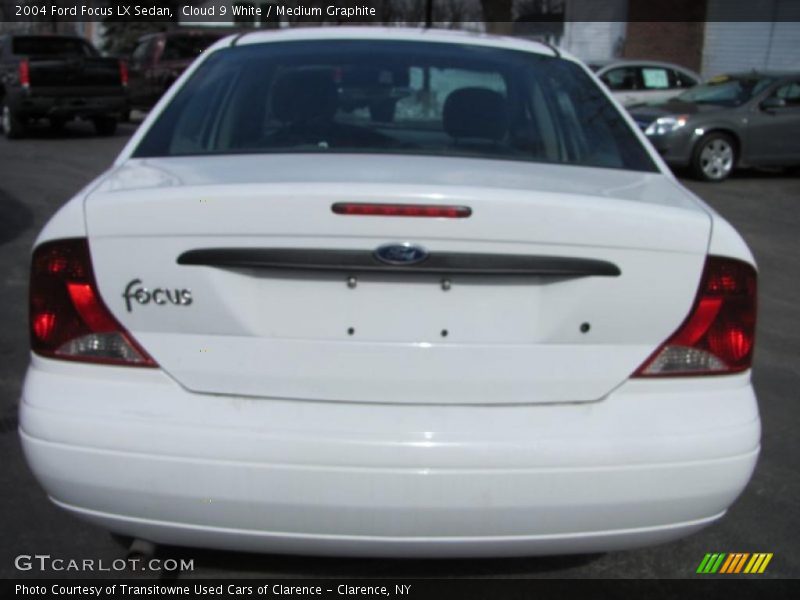 Cloud 9 White / Medium Graphite 2004 Ford Focus LX Sedan
