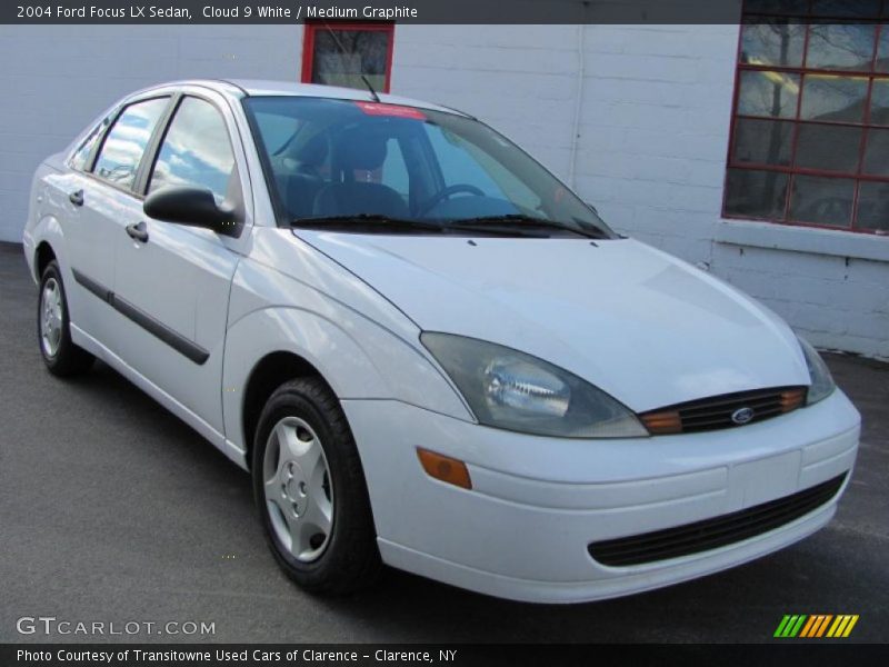 Cloud 9 White / Medium Graphite 2004 Ford Focus LX Sedan