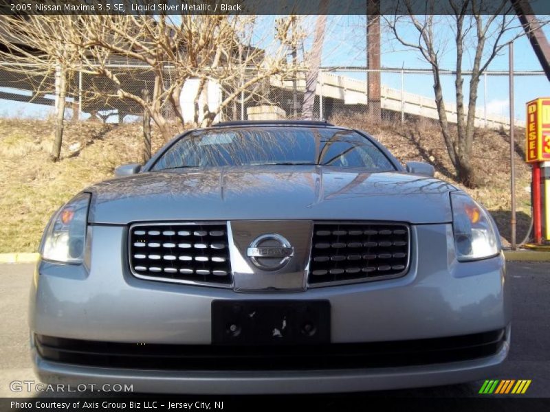 Liquid Silver Metallic / Black 2005 Nissan Maxima 3.5 SE