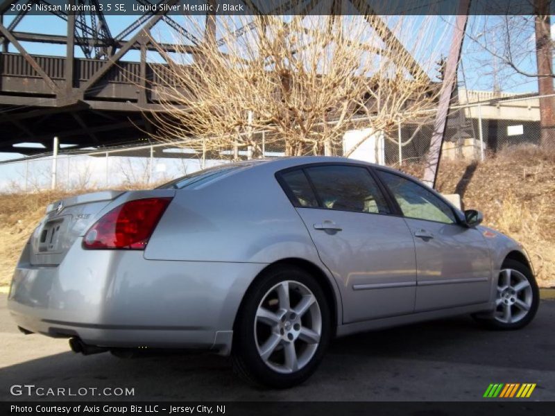 Liquid Silver Metallic / Black 2005 Nissan Maxima 3.5 SE
