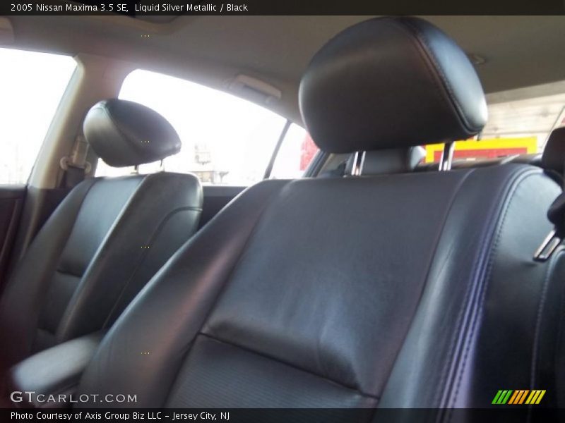 Liquid Silver Metallic / Black 2005 Nissan Maxima 3.5 SE