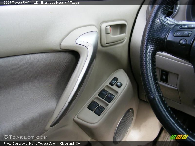 Everglade Metallic / Taupe 2005 Toyota RAV4 4WD