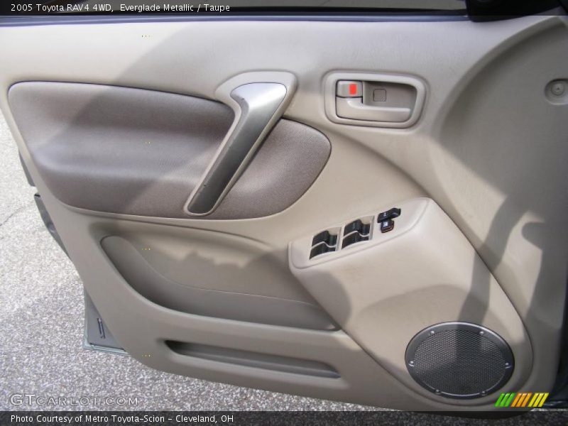 Everglade Metallic / Taupe 2005 Toyota RAV4 4WD