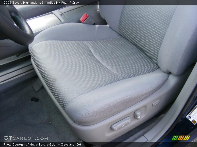 Indigo Ink Pearl / Gray 2005 Toyota Highlander V6