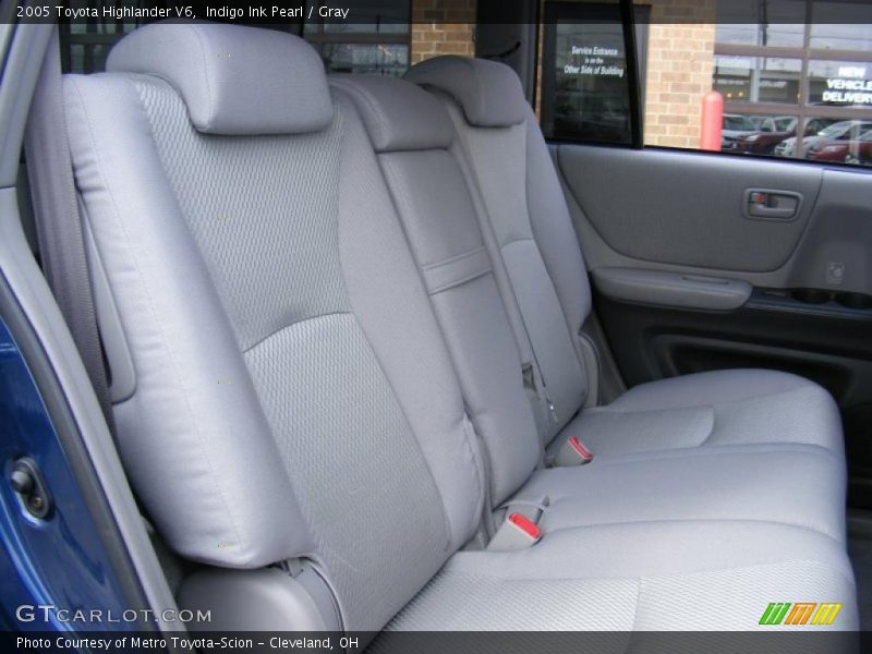 Indigo Ink Pearl / Gray 2005 Toyota Highlander V6