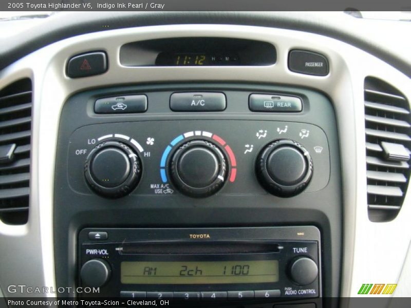Indigo Ink Pearl / Gray 2005 Toyota Highlander V6