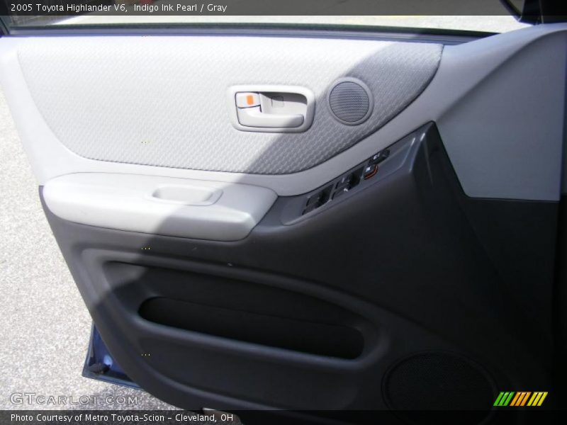 Indigo Ink Pearl / Gray 2005 Toyota Highlander V6