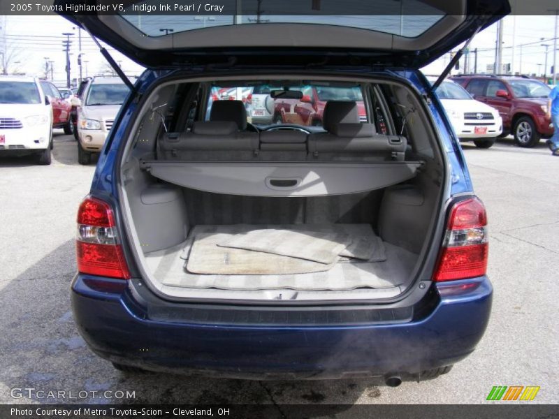 Indigo Ink Pearl / Gray 2005 Toyota Highlander V6