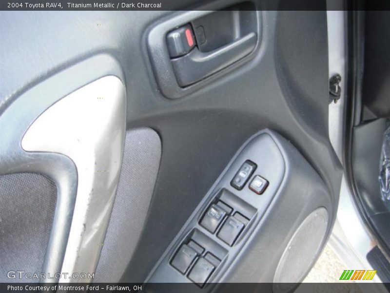 Titanium Metallic / Dark Charcoal 2004 Toyota RAV4