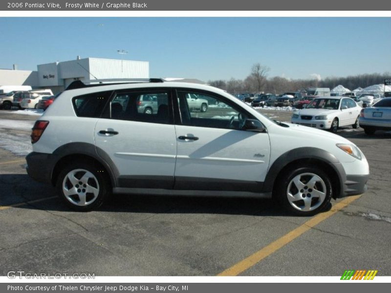 Frosty White / Graphite Black 2006 Pontiac Vibe