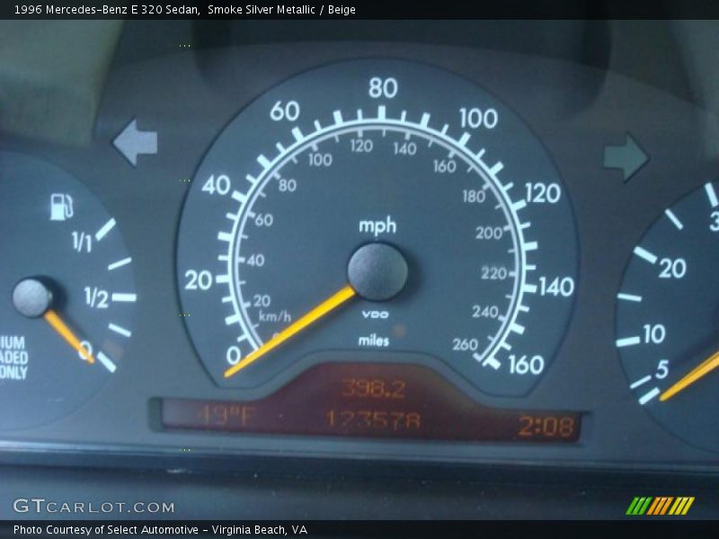 Smoke Silver Metallic / Beige 1996 Mercedes-Benz E 320 Sedan