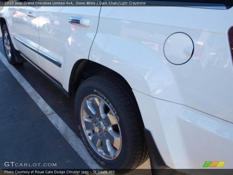 Stone White / Dark Khaki/Light Graystone 2010 Jeep Grand Cherokee Limited 4x4