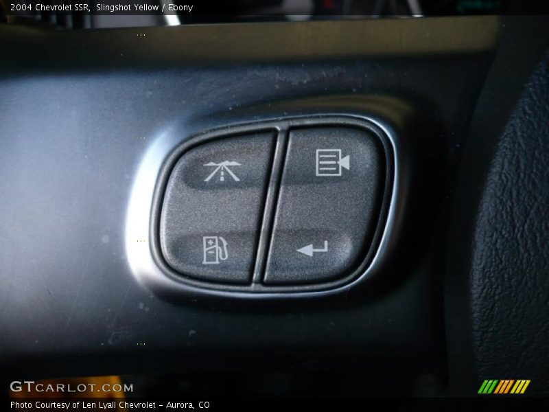 Slingshot Yellow / Ebony 2004 Chevrolet SSR