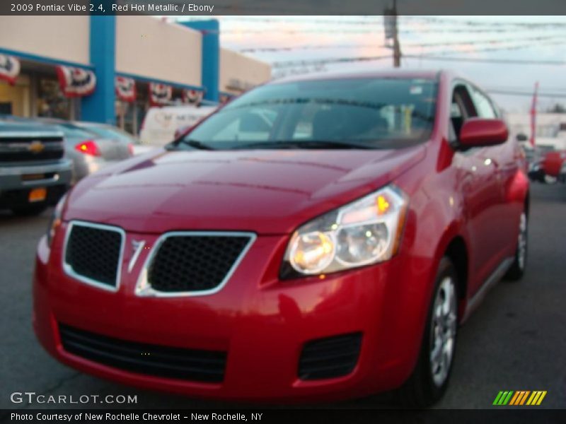 Red Hot Metallic / Ebony 2009 Pontiac Vibe 2.4