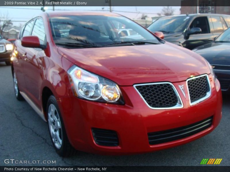 Red Hot Metallic / Ebony 2009 Pontiac Vibe 2.4