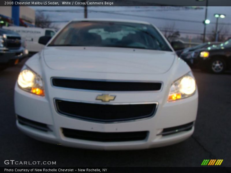 White / Cocoa/Cashmere Beige 2008 Chevrolet Malibu LS Sedan