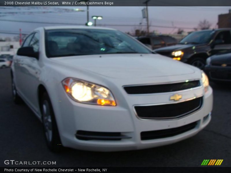White / Cocoa/Cashmere Beige 2008 Chevrolet Malibu LS Sedan