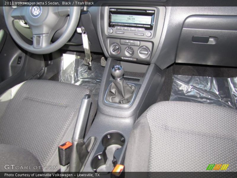 Black / Titan Black 2011 Volkswagen Jetta S Sedan