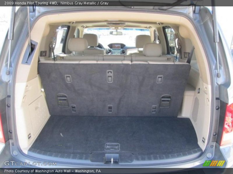  2009 Pilot Touring 4WD Trunk